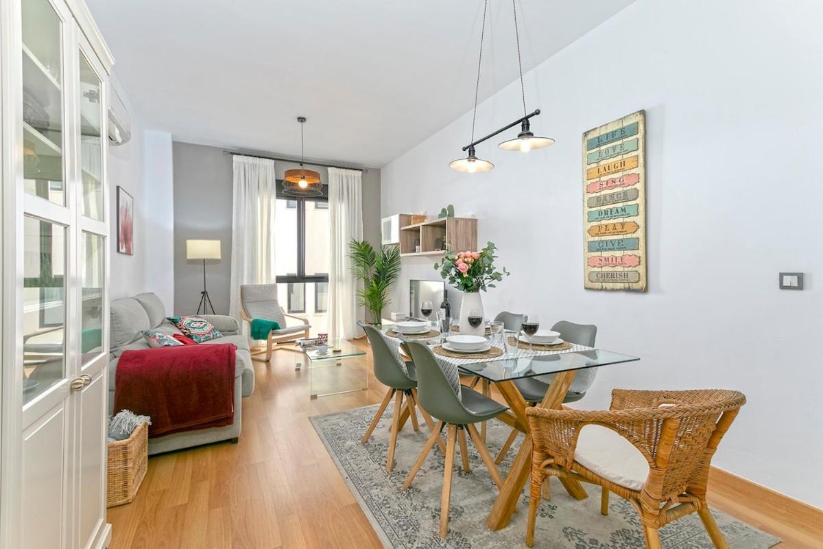 -Malagasunapts- Central Freeparking Rooftoppool Extérieur photo