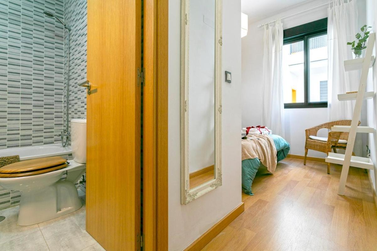 -Malagasunapts- Central Freeparking Rooftoppool Extérieur photo
