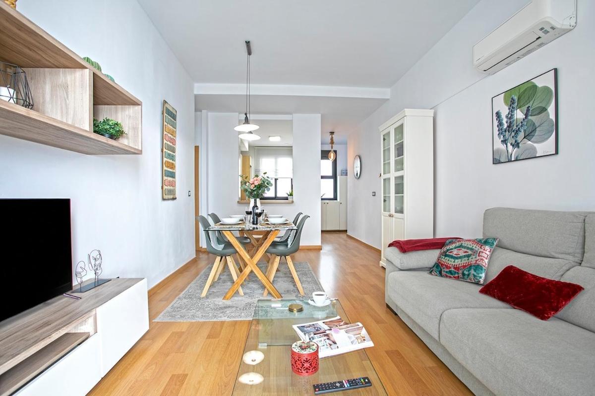 -Malagasunapts- Central Freeparking Rooftoppool Extérieur photo