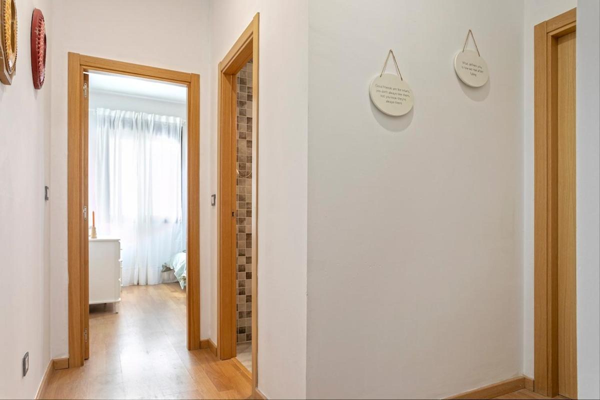 -Malagasunapts- Central Freeparking Rooftoppool Extérieur photo